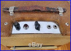 1961 Fender Champ Amp Tweed 5F1 Original Vintage Tube Guitar Amplifier