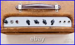 1961 Fender Vibrolux Tweed 5F11 Vintage Tube Guitar Amp with Jensen P10R & Ftsw 1961 Fender Vibrolux Tweed 5F11 Vintage Tube Guitar Amp with Jensen P10R & Ftsw