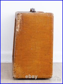 1961 Fender Vibrolux Tweed 5F11 Vintage Tube Guitar Amp with Jensen P10R & Ftsw 1961 Fender Vibrolux Tweed 5F11 Vintage Tube Guitar Amp with Jensen P10R & Ftsw