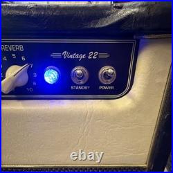 Bugera V22 Vintage Guitar Series Combo Tube Amplifier 22W Electric Guitar 8 Ohms