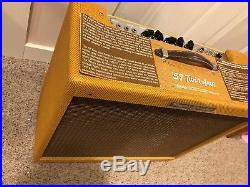 FENDER CUSTOM 57 TWIN TWEED Guitar Amp Very Clean Condition Vintage Vacuum Tubes