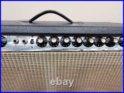 Fender Twin Reverb Silverface withMaster Volume+Footswitch & Case-Vintage Tube Amp