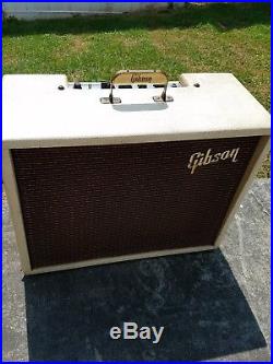 Gibson vintage tube amp, blonde tolex, tremelo