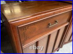 Magnavox Console Stereo Tube Amp Imperial Micromatic 12 Run Number 1 Pat Pend