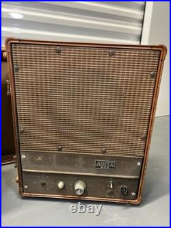 Pair of Vintage Ampex 620 Tube Amplifier Speaker Suitcase Powered FOR PARTS