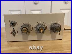 Phono Stereo Vacuum Tube Audio Amplifier Vintage Condition Great Collectors Item