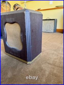Rare Vintage 1949 Danelectro Envoy Tube Amp. AC/DC. Brown Cab