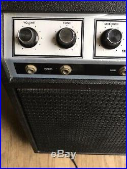 Silvertone Guitar Combo Tube amp Vintage 1960s XL10