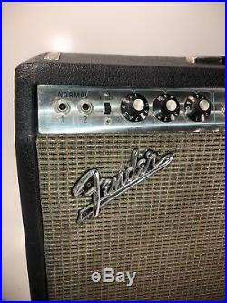 Used Fender Vintage 76' Pro Reverb all Tube Guitar Amp With Cover