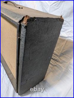 VINTAGE 1960s SILVERTONE SEARS 15 1483 C15 JENSENS Tube Amplifier DanElectro VINTAGE 1960s SILVERTONE SEARS 15 1483 C15 JENSENS Tube Amplifier DanElectro