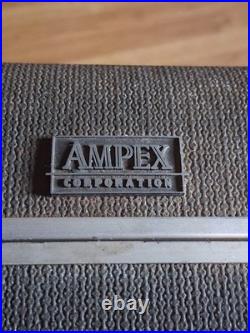 VINTAGE Ampex TUBE Speaker Amplifier Model A-692 POWERS UP
