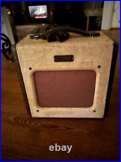 Vintage 1952 Fender 600 Amp a rare collector's Item