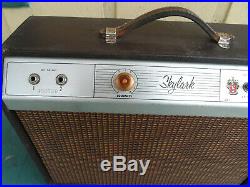 Vintage 1960s Gibson Skylark GA-5 Guitar TUBE Amp Amplifier great condition