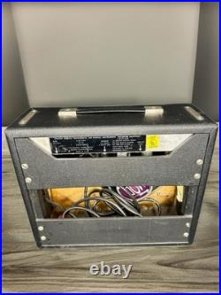 Vintage 1979 Fender Vibro Champ Tube Amplifier Vintage 1979 Fender Vibro Champ Tube Amplifier