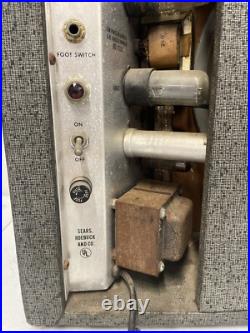 Vintage 60's Sears Silvertone Model 1482 Guitar Tube Amp Working