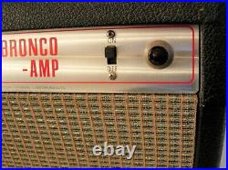 Vintage Fender Bronco (VibroChamp) Guitar Amp Silverface 1971 Tube Amp 99% Orig