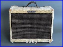 Vintage Fender Tweed Narrow Panel 1956 Vibrolux Guitar Tube Amplifier Amp