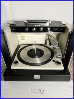 Vintage GE RP-2160A Portable Trimline Phonograph 4 speed Tube Amp Record Player