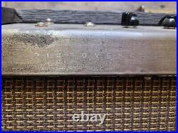 Vintage Gibson GA-8T Discoverer Tremolo Guitar Amp Tube Amplifier