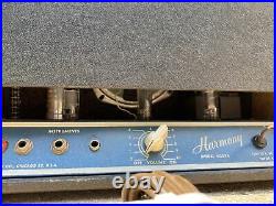 Vintage Harmony Model H303A. Guitar Amp Amplifier Turns On, Tubes Glow