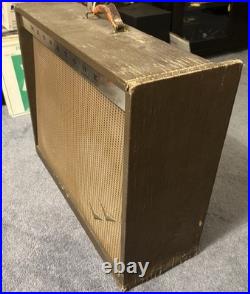 Vintage MAGNATONE CUSTOM 280 Stereo Guitar Amplifier VIBRATO Tube Amp TESTED