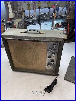 Vintage Silvertone 1482 Amplifier