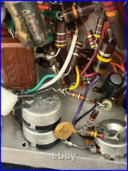 Vintage TUBE Amplifier comes as shown parts only