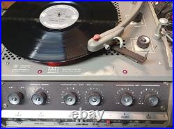 WithPlaying Video Vintage Newcomb TR-1640M Tube Amplifier 4 Speed Record Player
